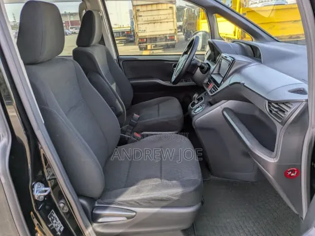 Toyota Voxy 2015 Black
