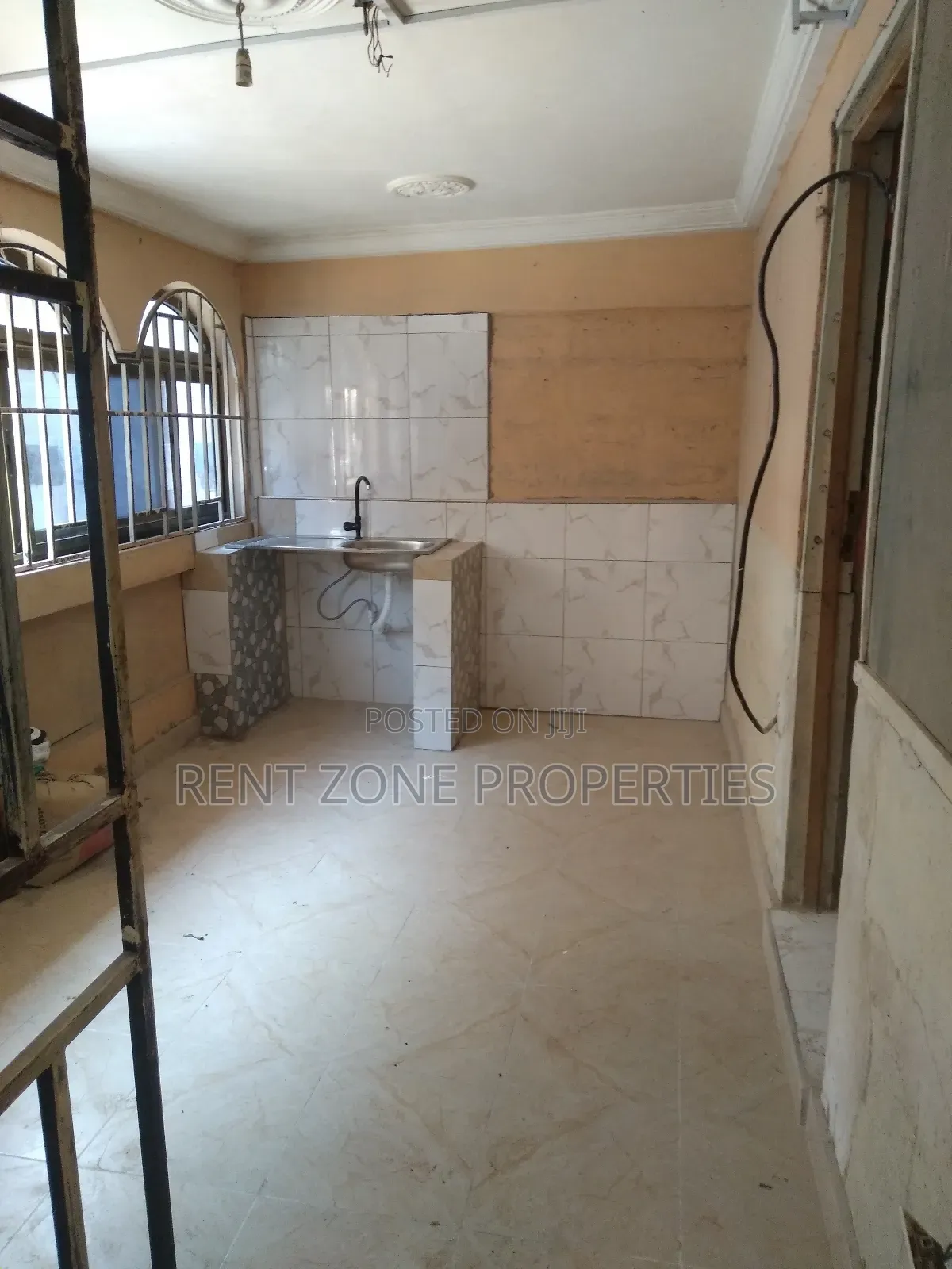 1bdrm Apartment in Ofankor for rent