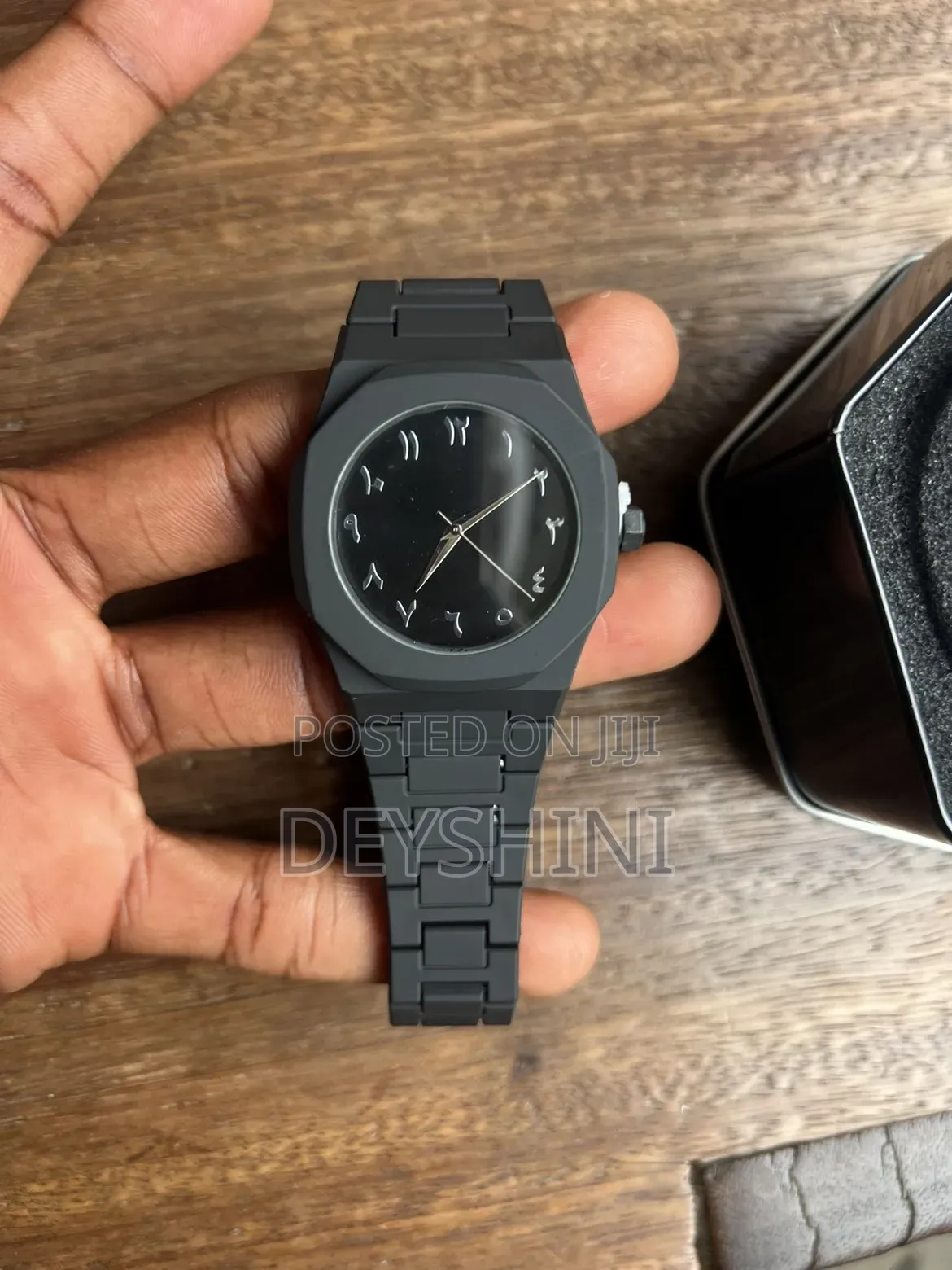 Arabic Aura Watch