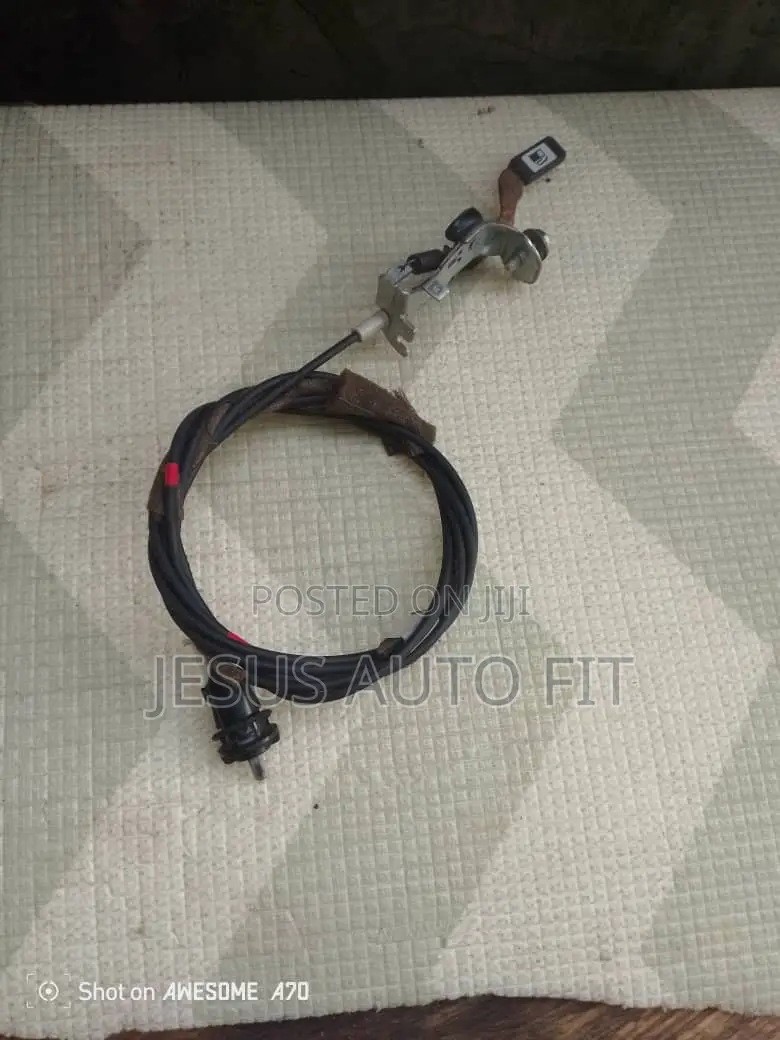 2010-2015 Toyota Rav-4 Fuel Cap Switch With Cable (Uk-46)
