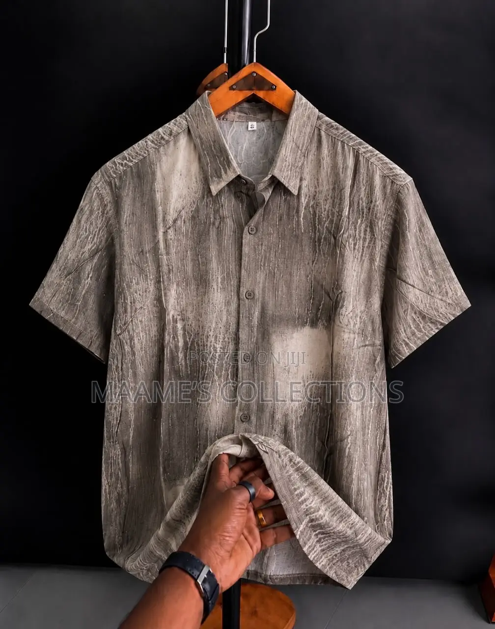 Solid Men’S Buttons Short Sleeve Shirt