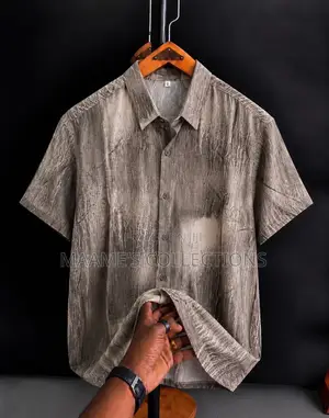 Solid Men’S Buttons Short Sleeve Shirt