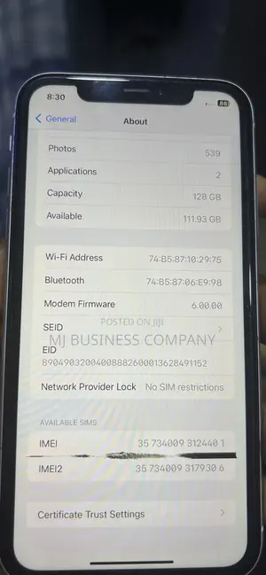 Apple iPhone XR 128 GB White