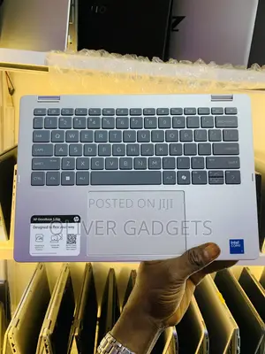 Laptop HP OmniBook 5 Flip 14 16GB Intel Core