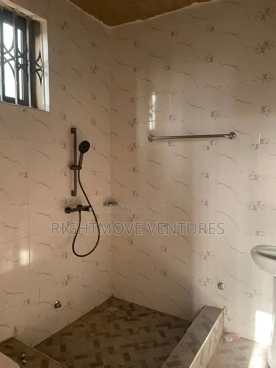 2bdrm Apartment in Takoradi for rent