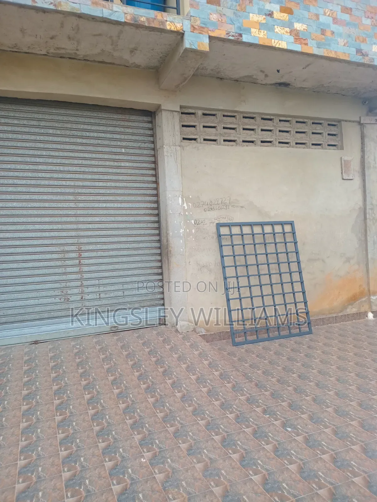 1bdrm House in Afoko Foto for rent