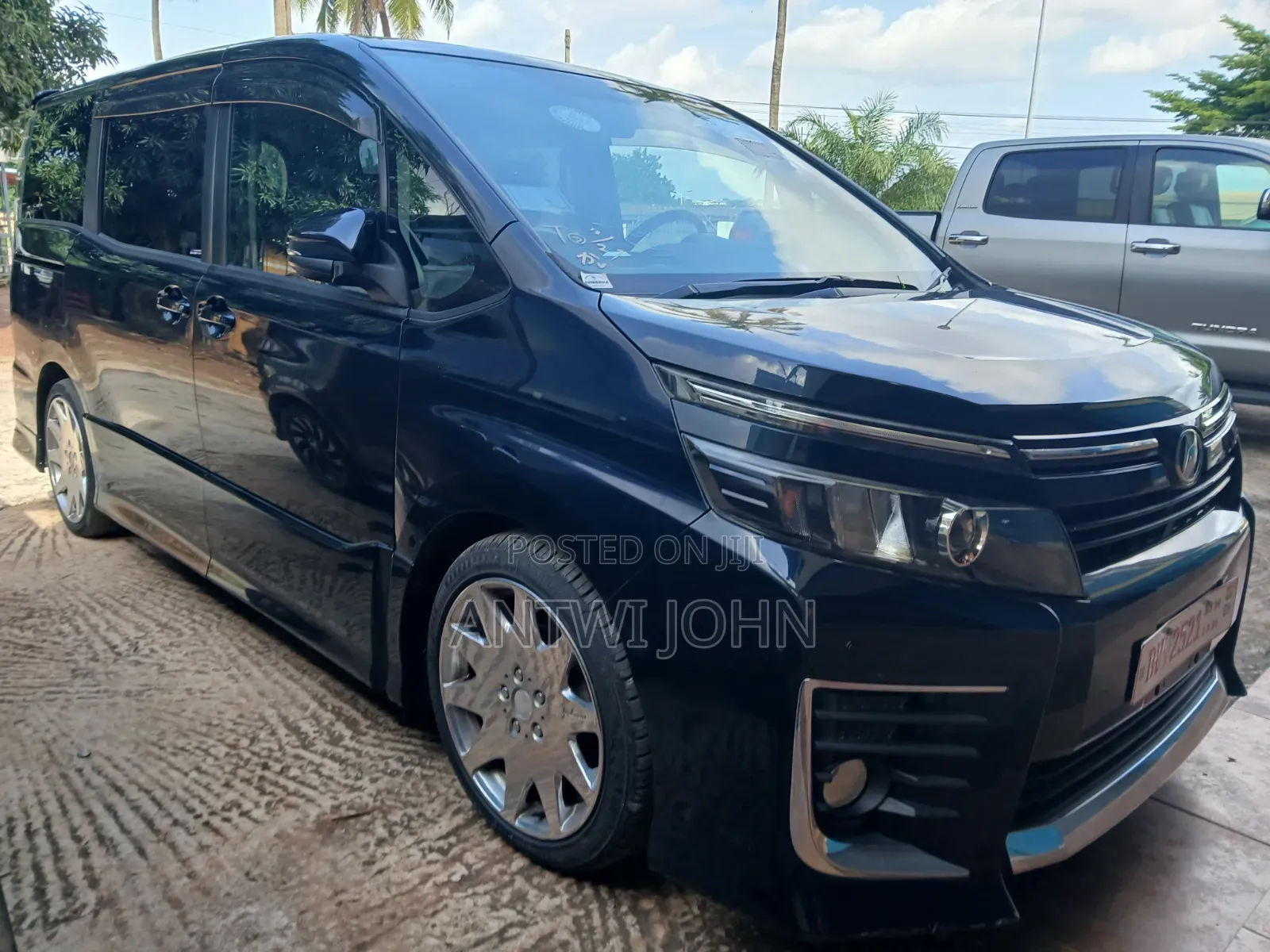 Toyota Voxy SV Premium 2014 Blue