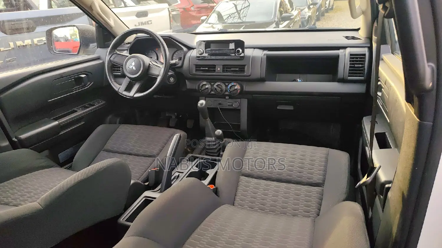 Mitsubishi L200 2025 White