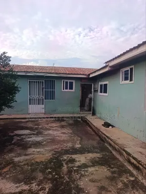 1bdrm Apartment in White House, Pokuase for rent