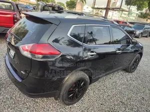 Nissan Rogue SV AWD 2016 Black
