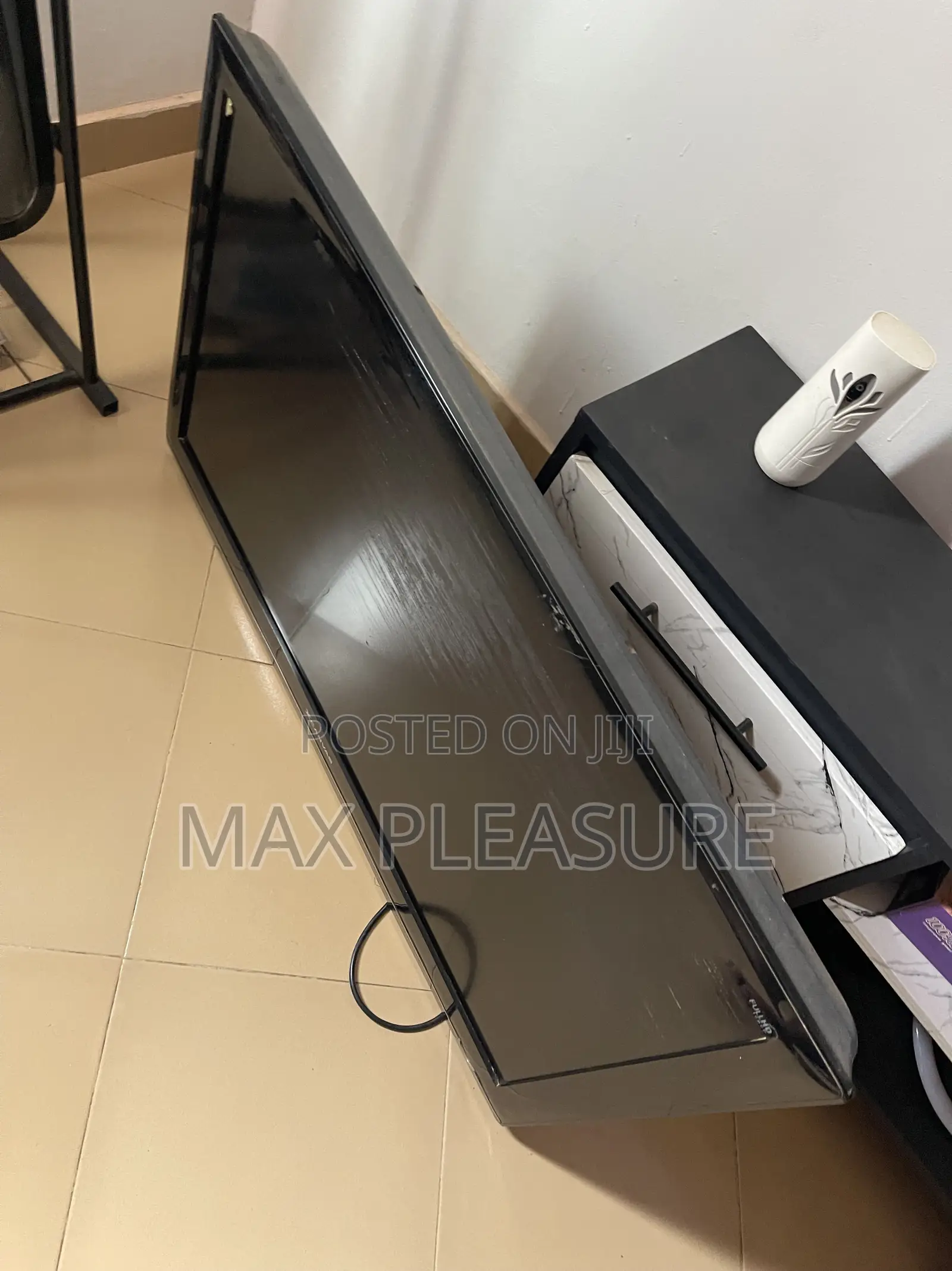 Lg Tv ( X Canvas)