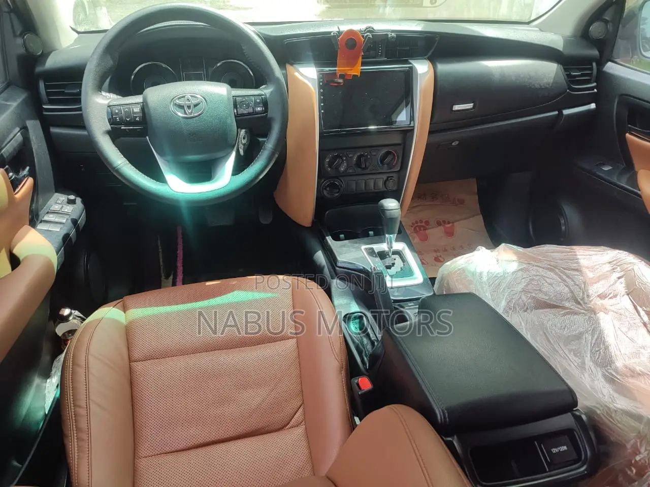 Toyota Fortuner 2.7 AWD 2018 White