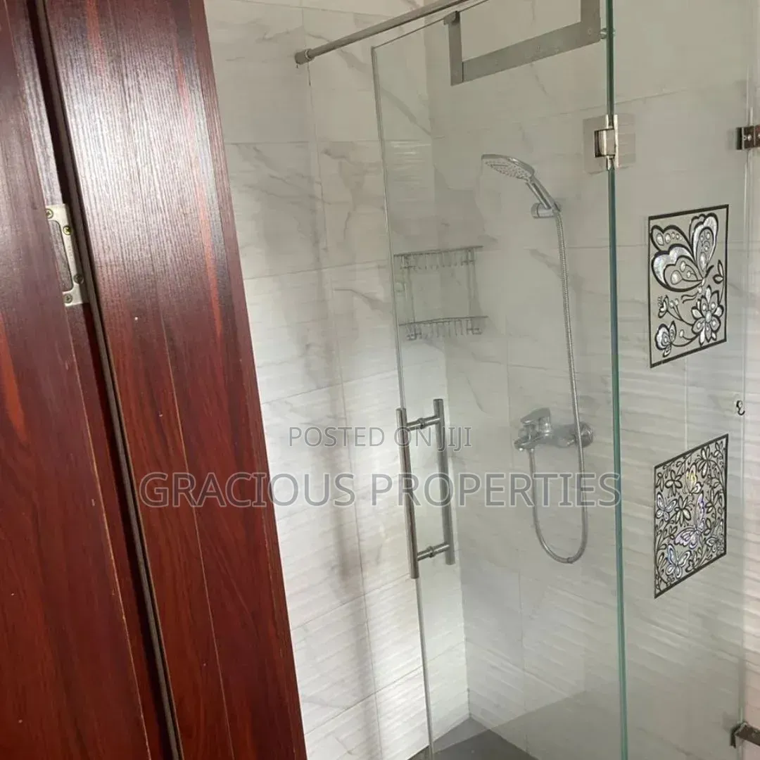Furnished 3bdrm House in Gracious Properties, A&C Mall Area for rent