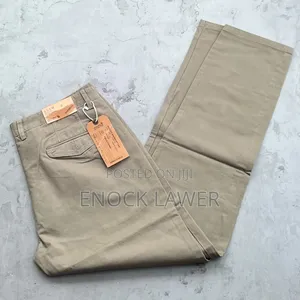 Men Khaki Pants