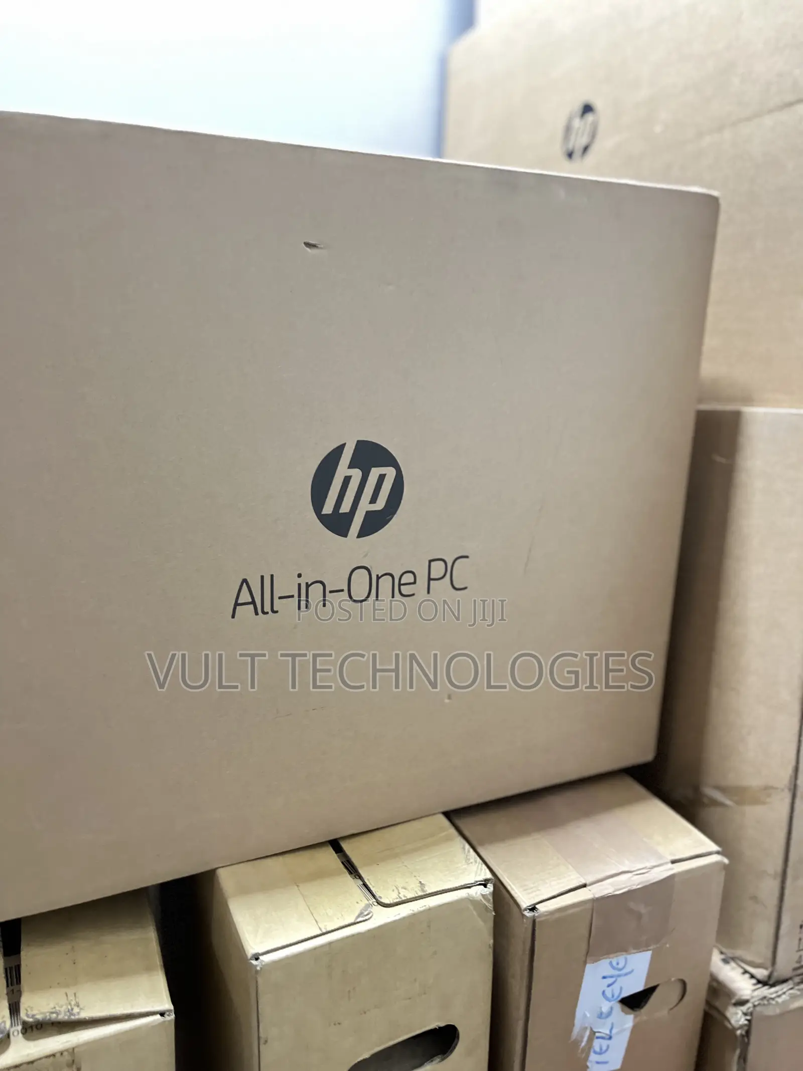 New Desktop Computer HP AiO 27 8GB Intel Core i7 SSD 512GB