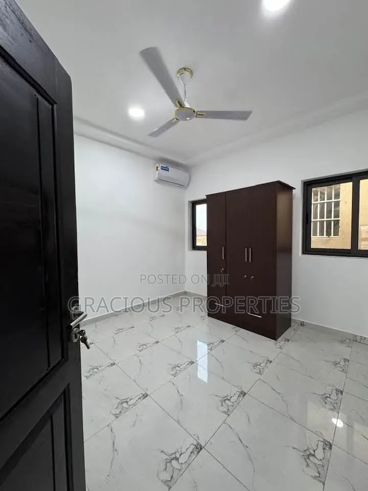 1bdrm Apartment in Gracious Properties, Weija for rent