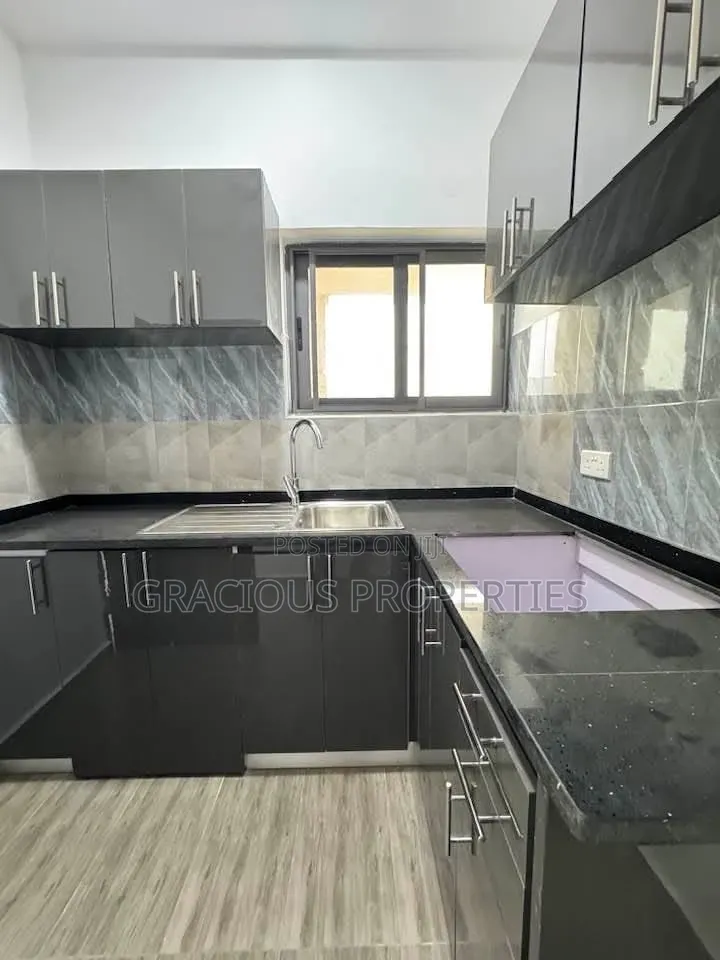 1bdrm Apartment in Gracious Properties, Weija for rent