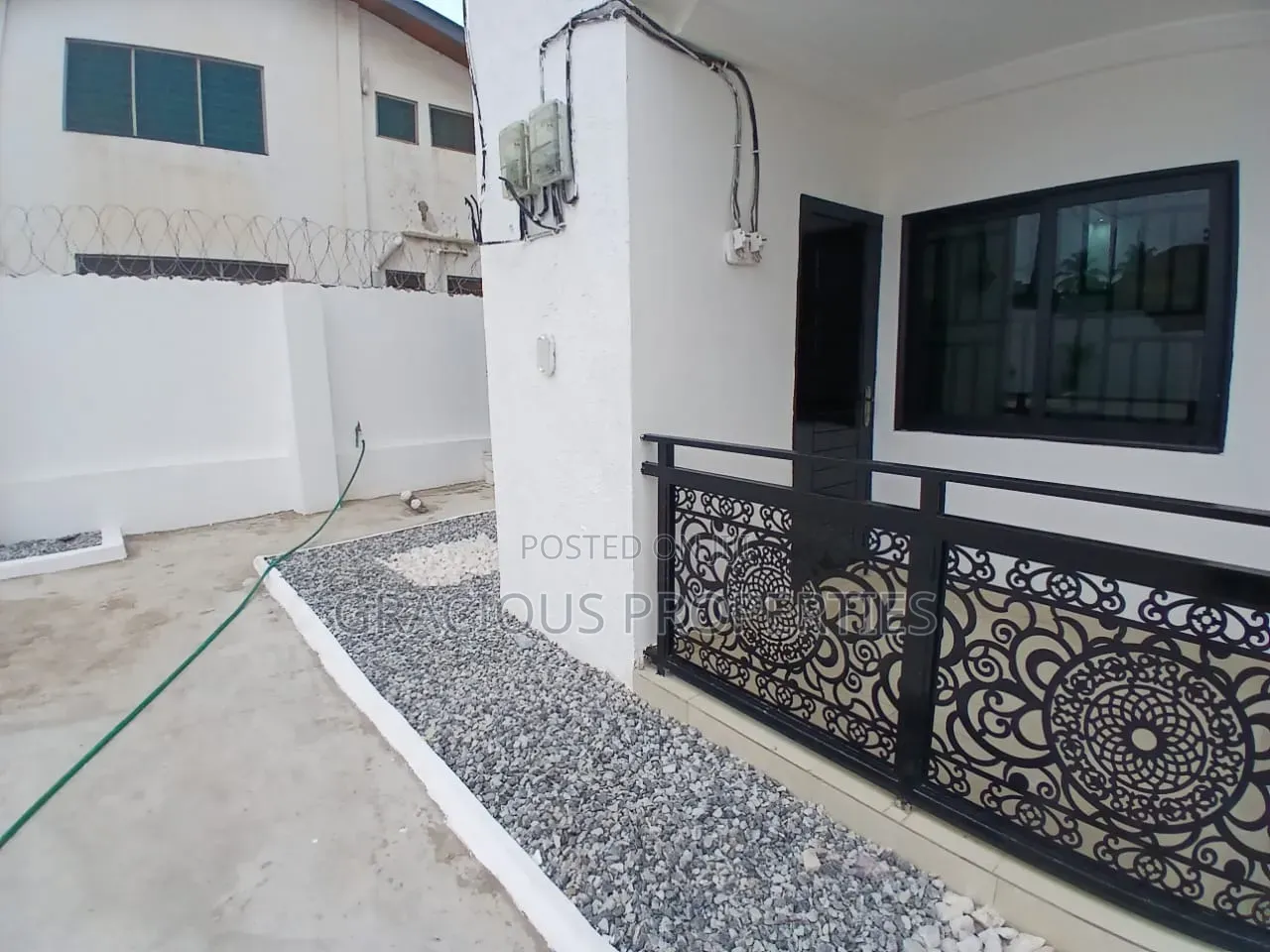 1bdrm Apartment in Gracious Properties, Sahara for rent