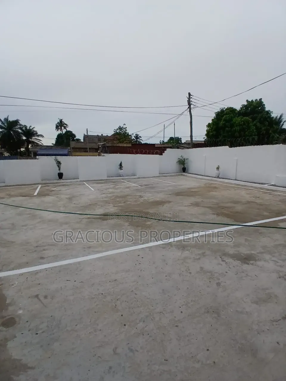 1bdrm Apartment in Gracious Properties, Sahara for rent