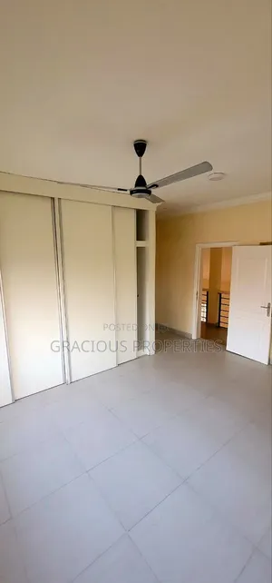 2bdrm House in Gracious Properties, Baatsona Total for rent