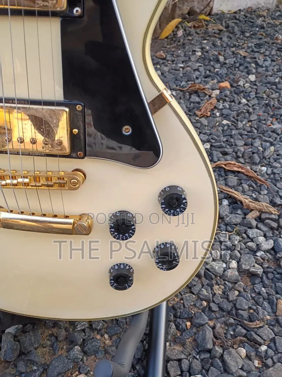 Spear Rd-250 Les Paul Guitar Golden Style