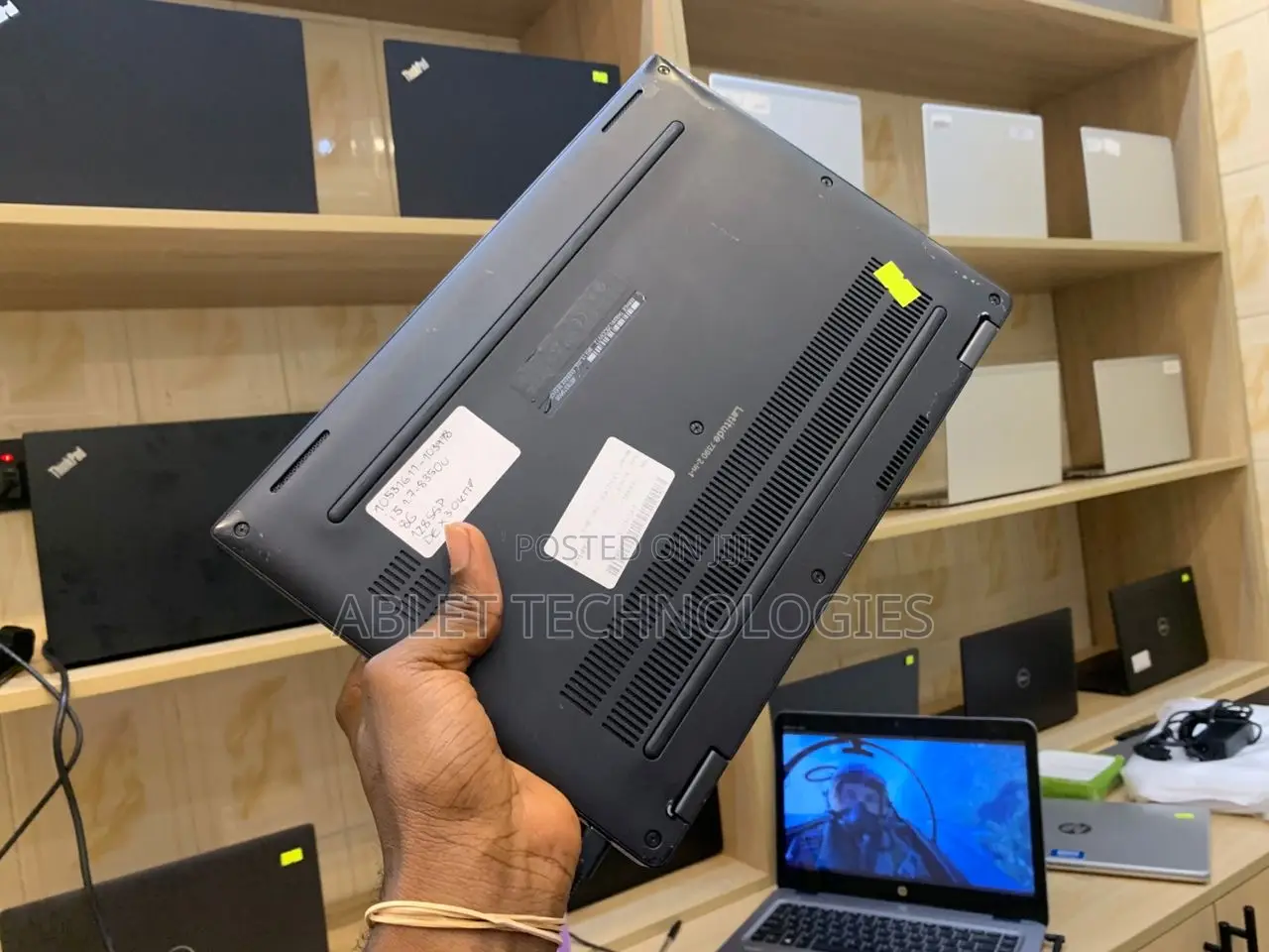 Laptop Dell Latitude 7390 8GB Intel Core i5 SSD 256GB
