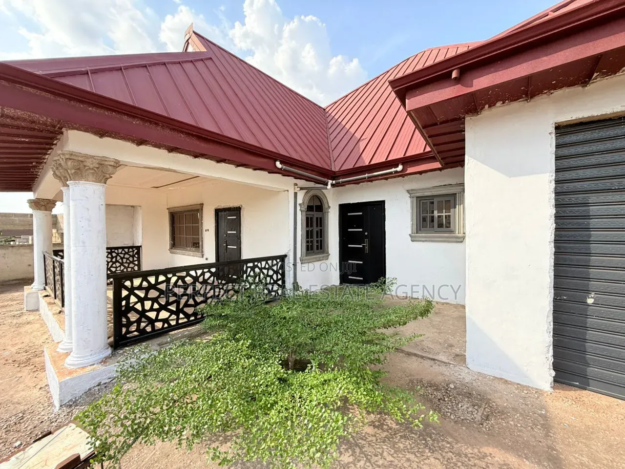 4bdrm House in Yabi, Kumasi Metropolitan for sale