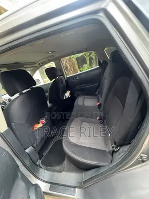 Nissan Rogue S 2011 Silver