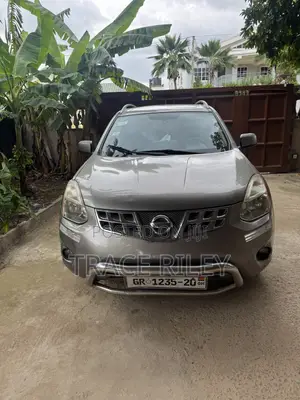 Nissan Rogue S 2011 Silver
