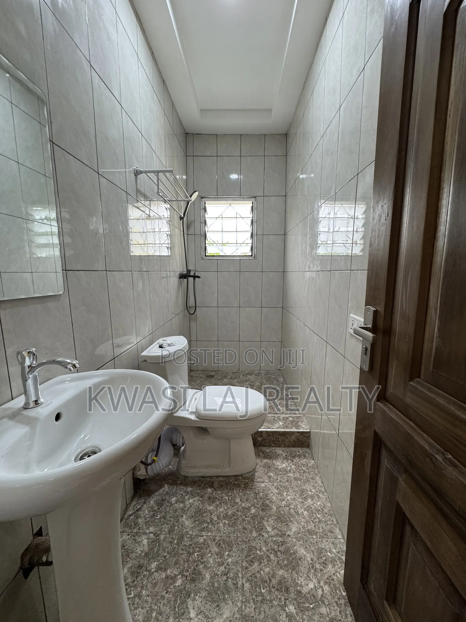 1bdrm Apartment in Redtop, Weija for rent