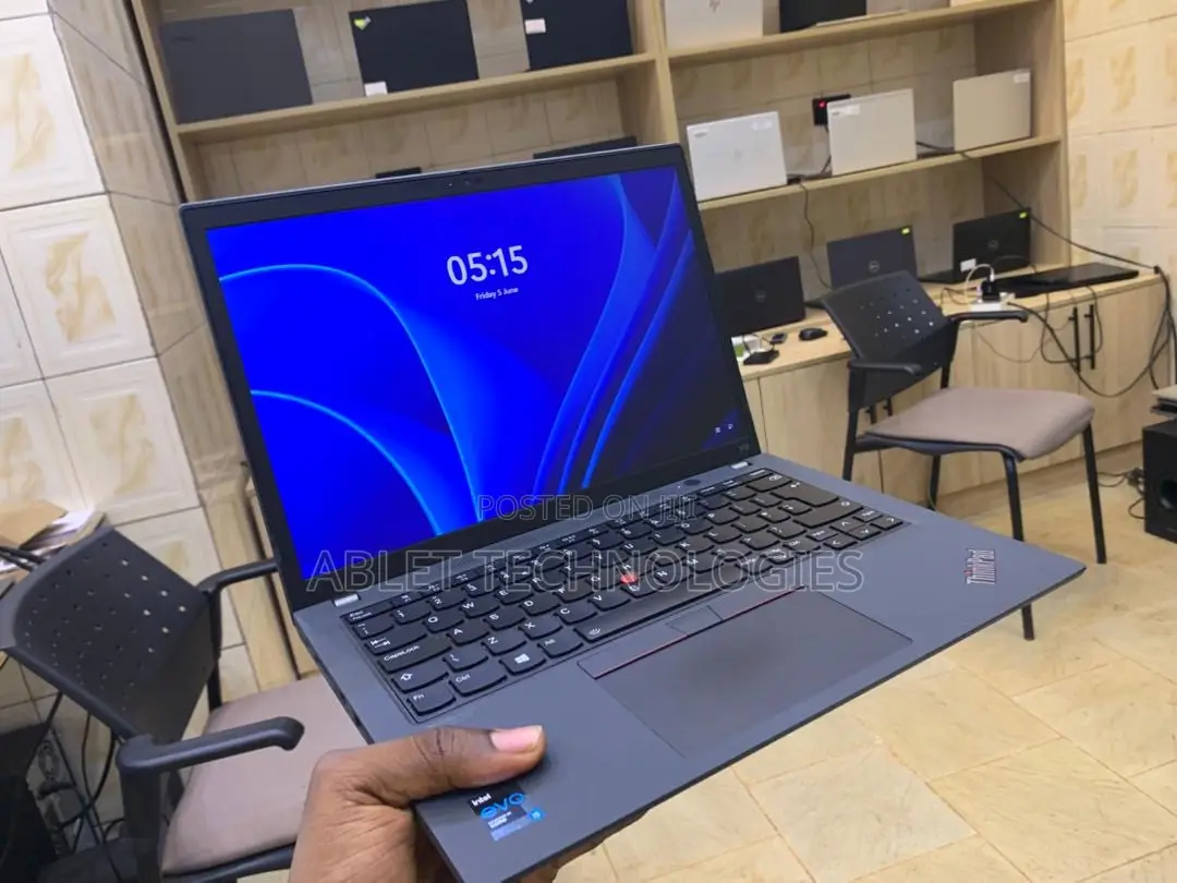 Laptop Lenovo ThinkPad X13 Gen 2 8GB Intel Core i5 SSD 256GB