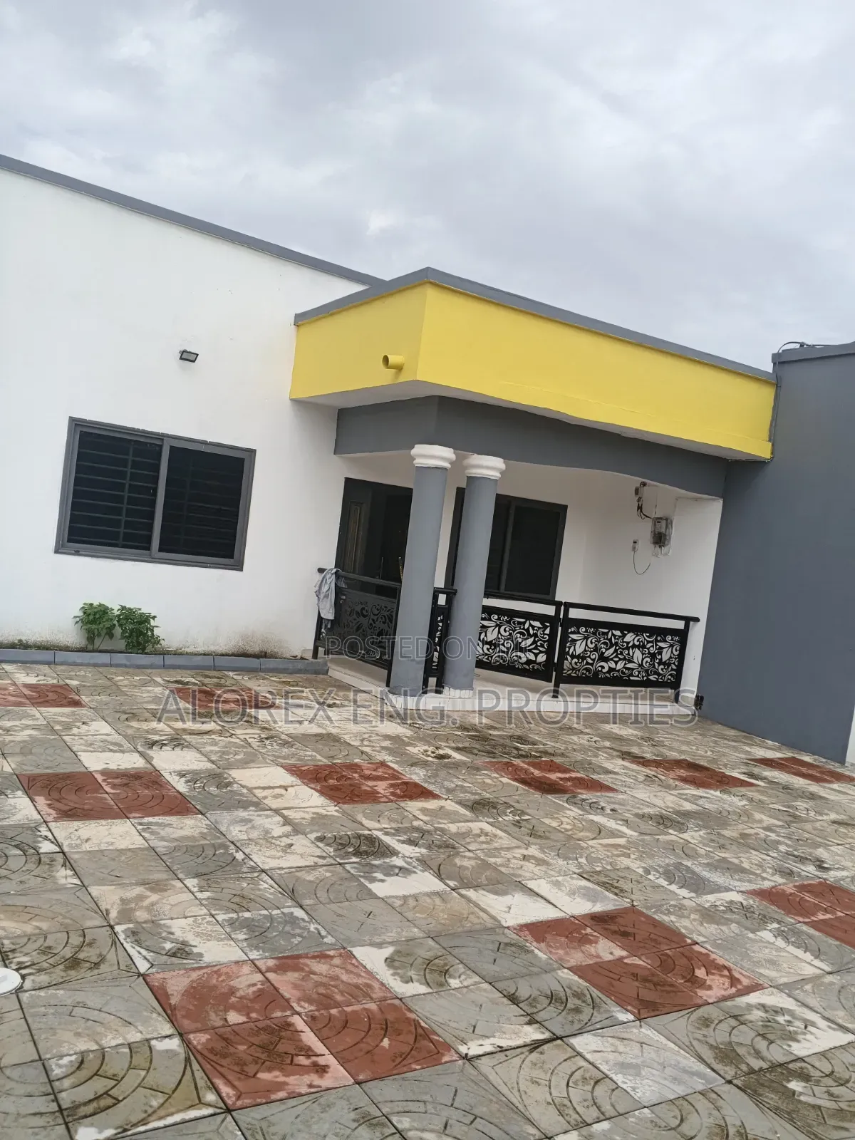 4bdrm House in Adenta Amrahia, Frafraha for rent