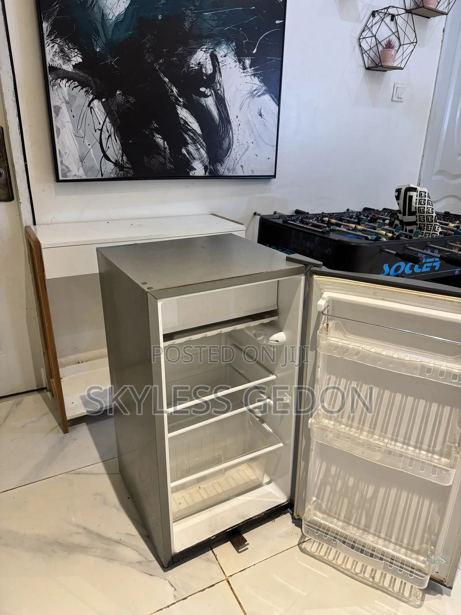 Roch Table Top 91l Fridge