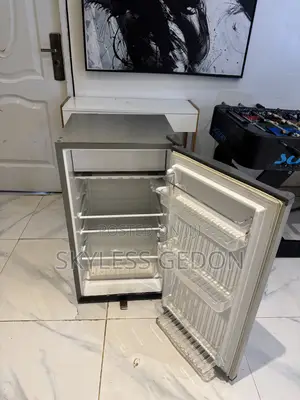 Roch Table Top 91l Fridge