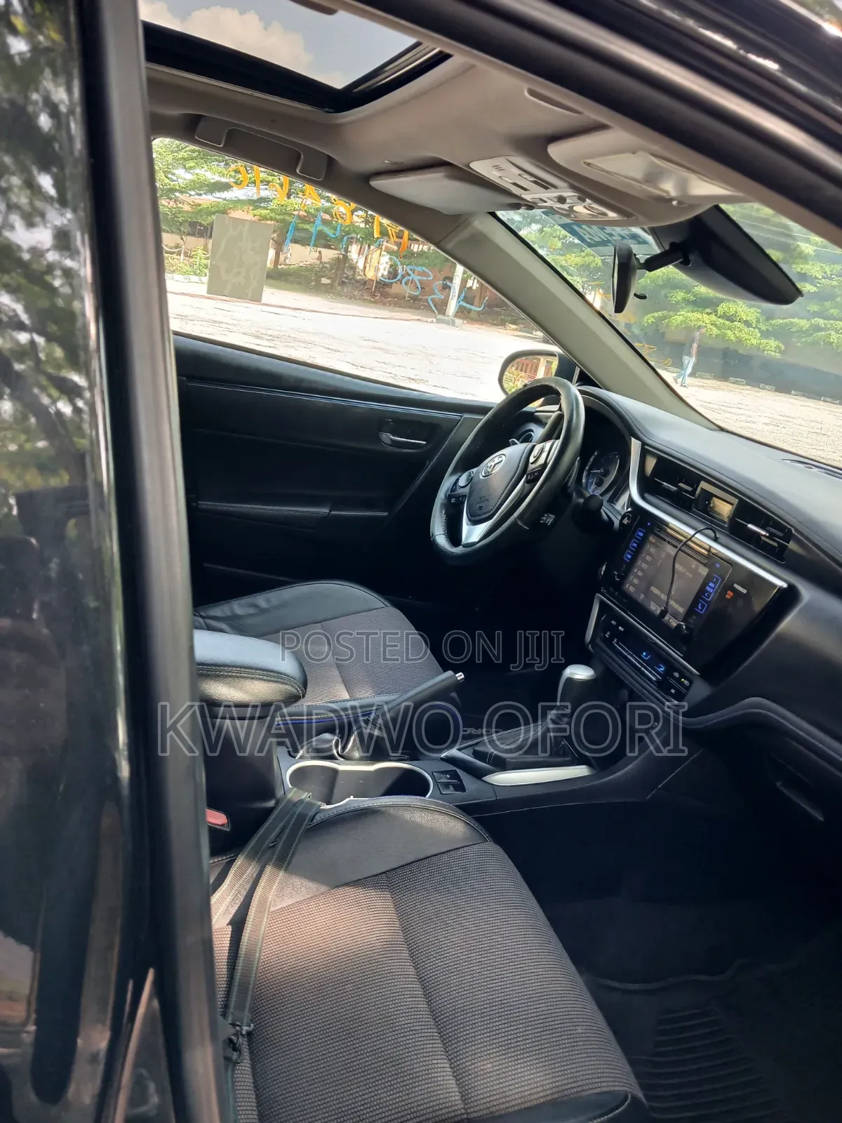 Toyota Corolla L 2020 Black