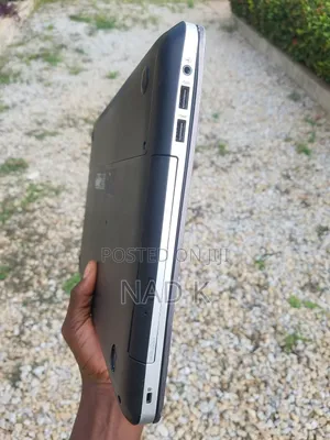 Laptop Asus Vivobook 16 8GB Intel Core i7 HDD+SSD 500GB