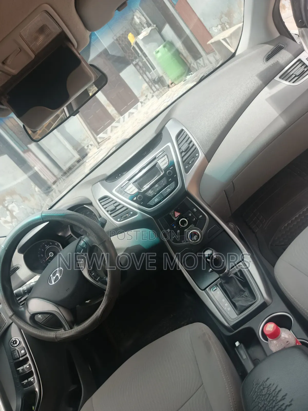 Hyundai Elantra 2015 White