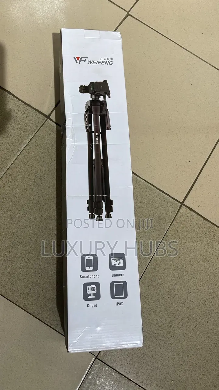 Live Stream 5ft Tall Tripod Stand