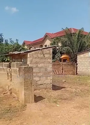 *Genuine Plot of Land Selling in the Owner House at Teshie Agblezaa