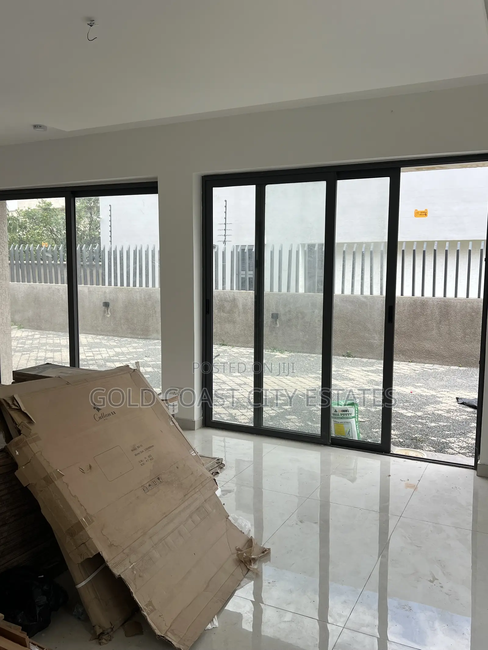 4bdrm House in Oyarifa Mall Area for sale