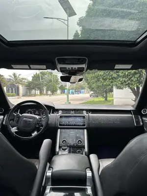 Land Rover Range Rover Vogue 2019 Black