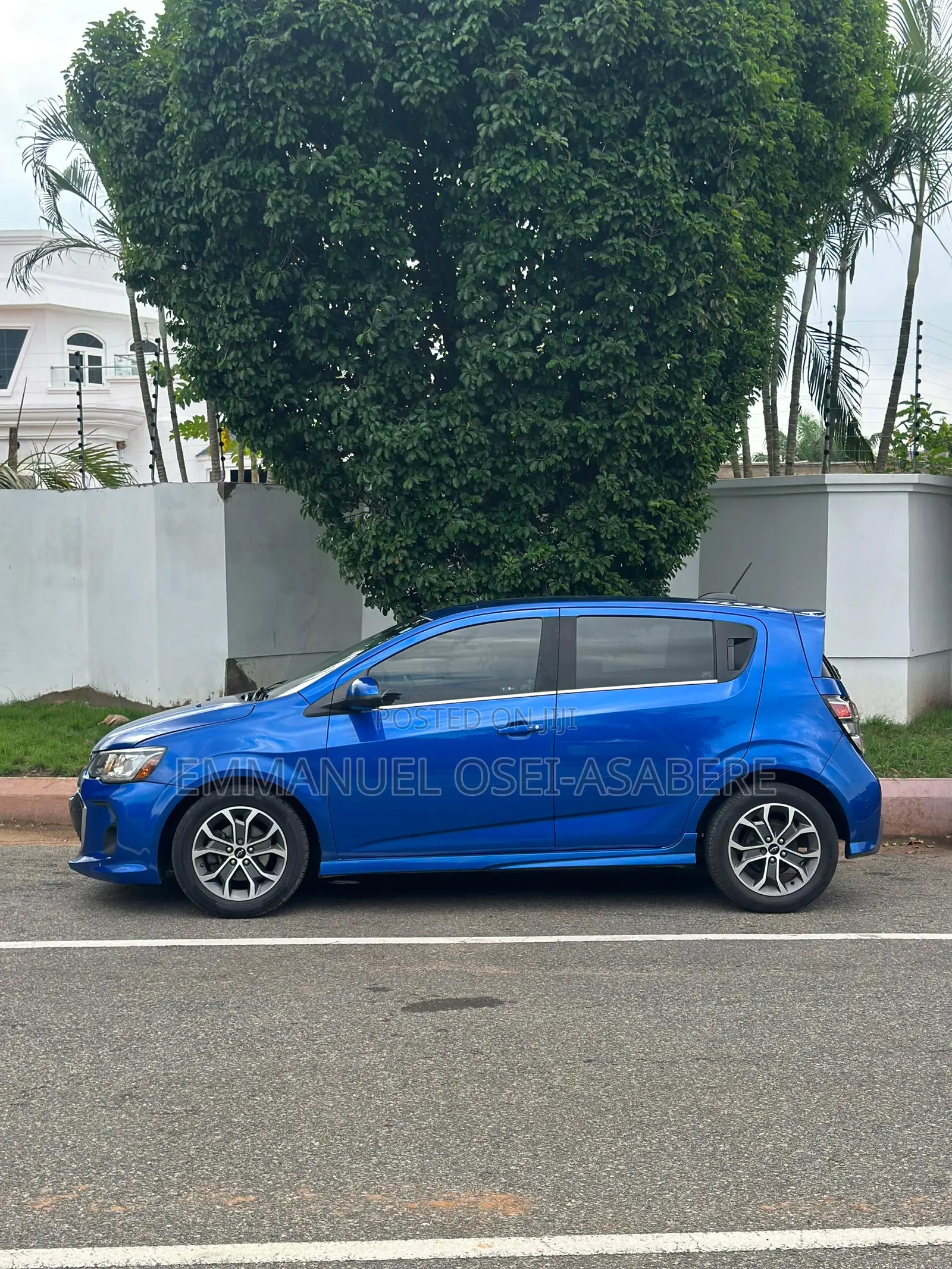 Chevrolet Sonic LT 2018 Blue