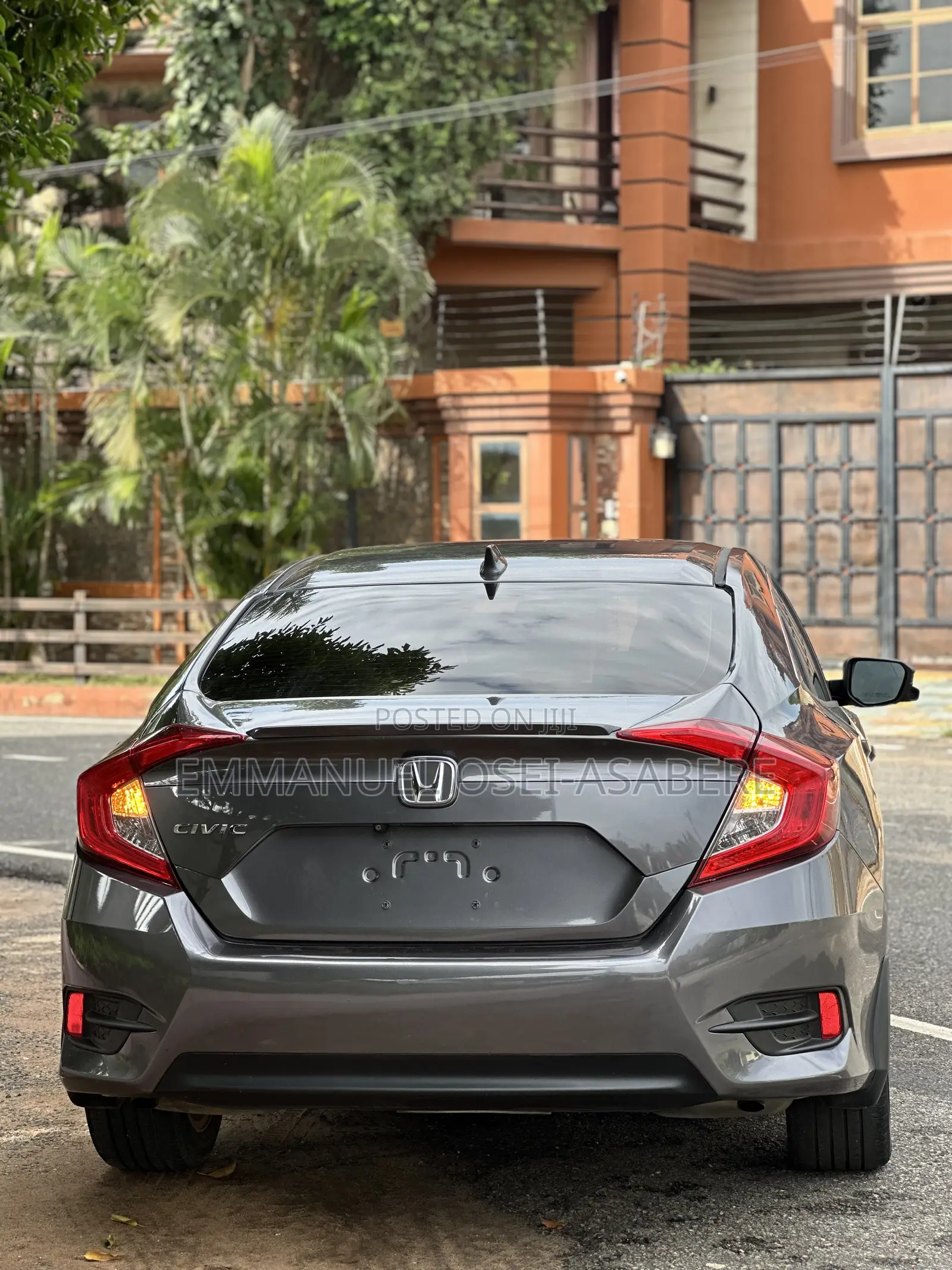 Honda Civic EX-L 4dr Sedan (1.5L 4cyl) 2016 Gray