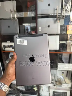 Apple iPad 10.2 (2019) 32 GB Gray