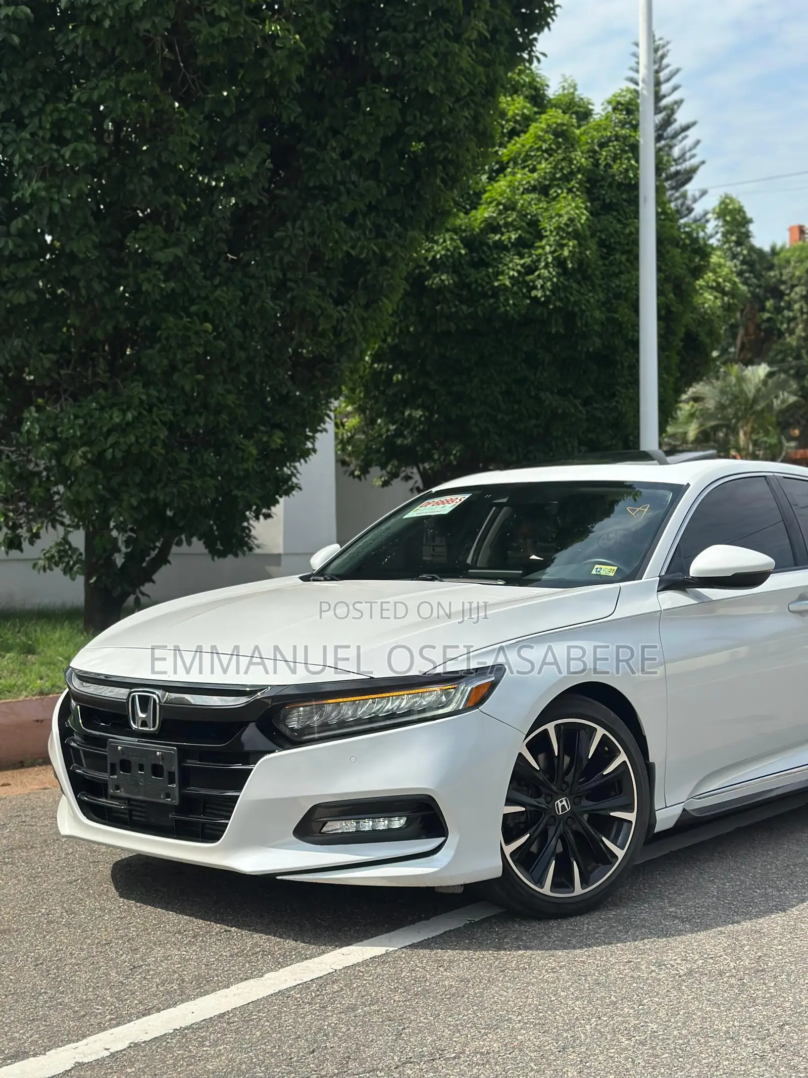 Honda Accord Touring 2.0T 2020 White