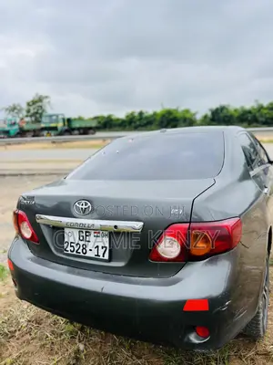 Toyota Corolla LE 4dr Sedan (1.8L 4cyl 4A) 2010 Black