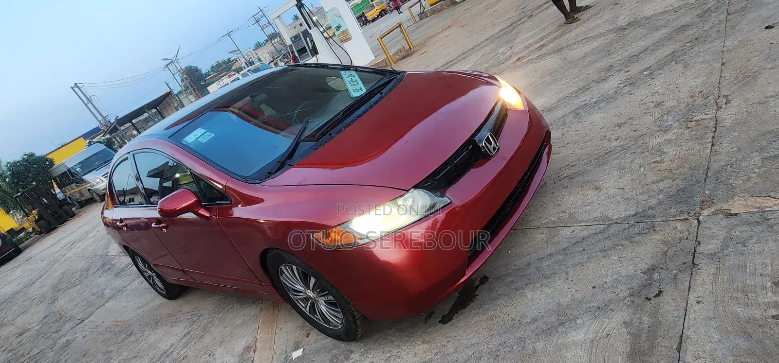Honda Civic 1.8 5 Door Automatic 2010 Red