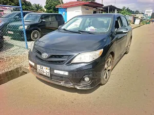 Toyota Corolla 2013 Black