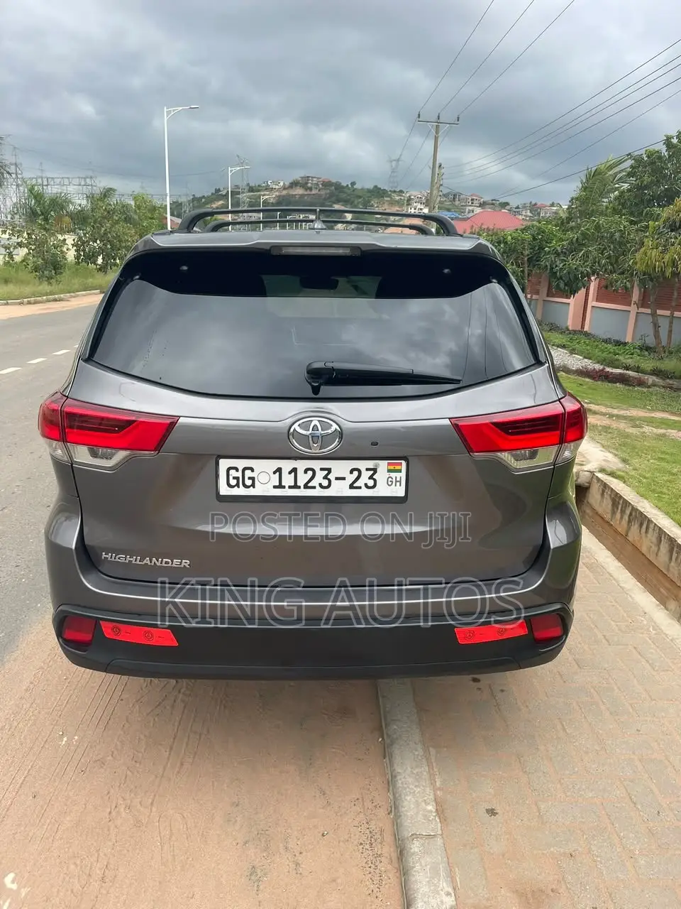 Toyota Highlander Limited 4x2 V6 (3.5L 6cyl 8A) 2018 Gray