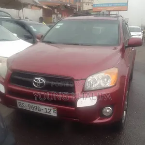 Toyota RAV4 2012 Red